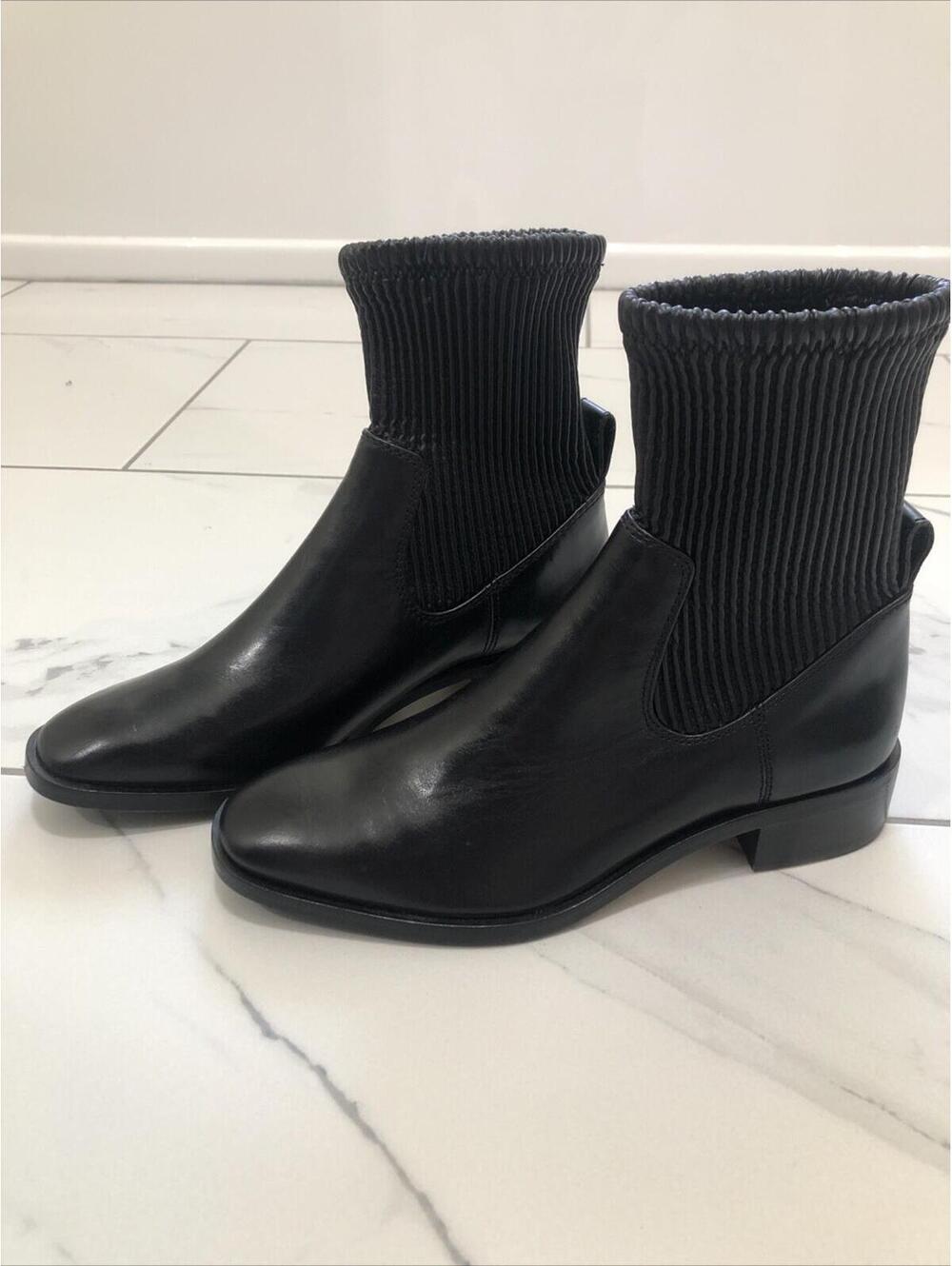 Louise et Cie Women’s Black Bootie‎ Size 5.5